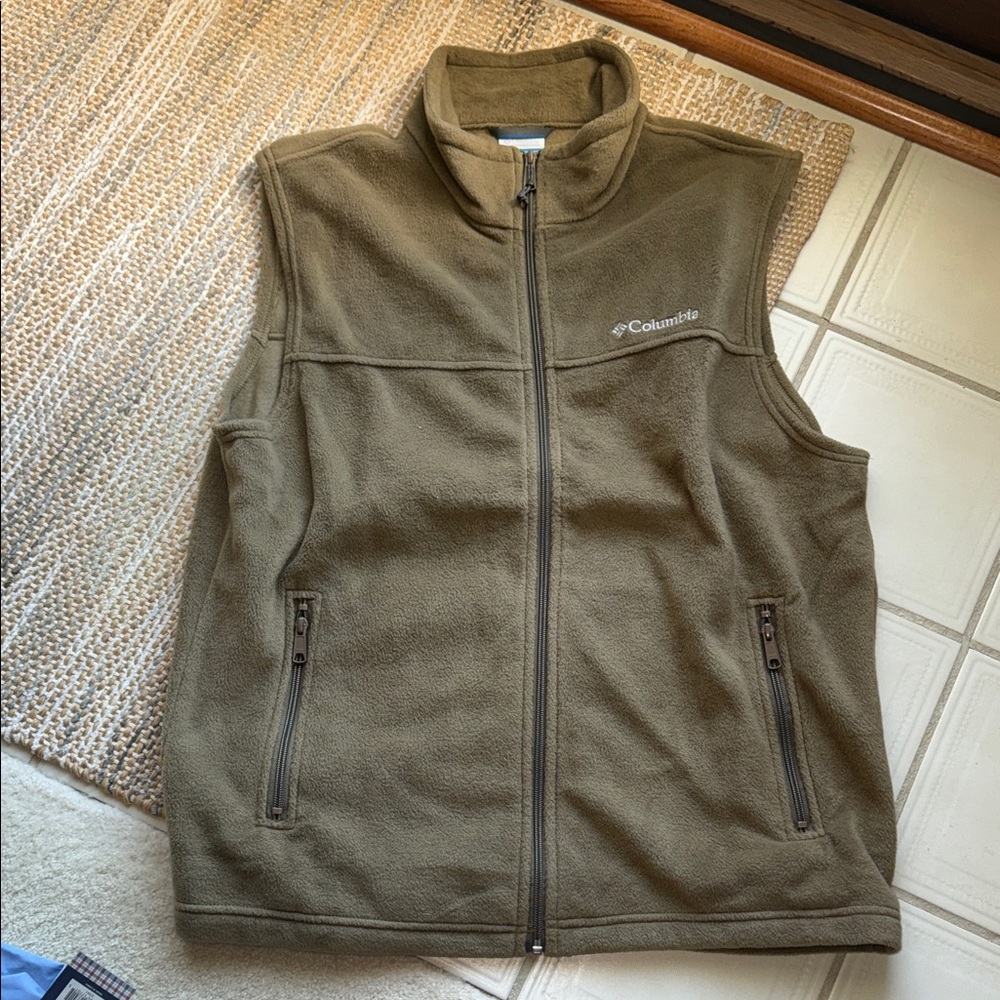Columbia Olive Green Full-Zip Fleece Vest